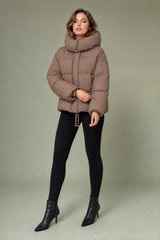 Kort oversize pufferjakke med hette