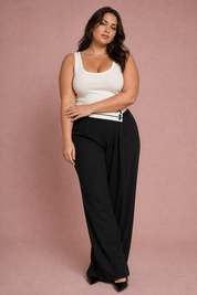 Pantalon large taille haute croisée | Porté sur une silhouette plus ronde | Lounelle Paris