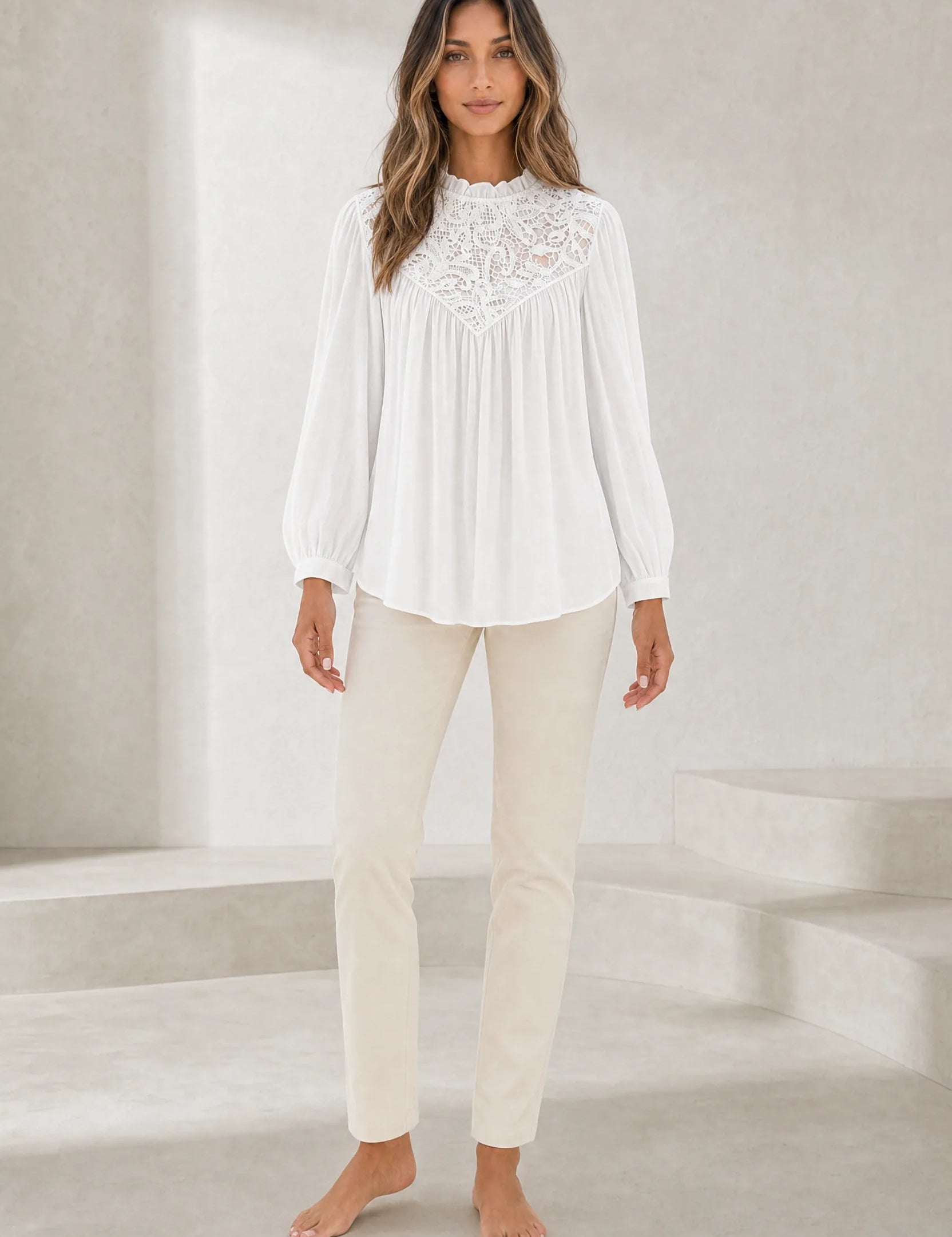 Blouse à col volanté et manches bouffantes | Lounelle Paris
