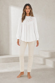 Blouse à col volanté et manches bouffantes | Lounelle Paris