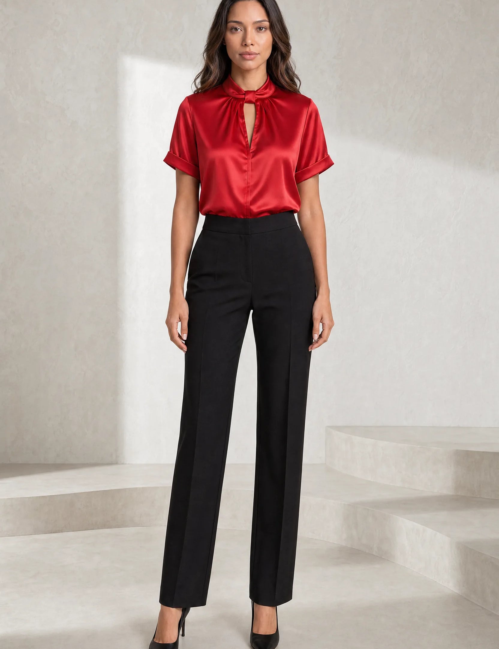 Blouse satinée col montant manches courtes | Lounelle Paris