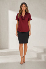 Blouse satinée encolure drapée
