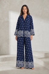 Ensemble bleu marine ample brodé