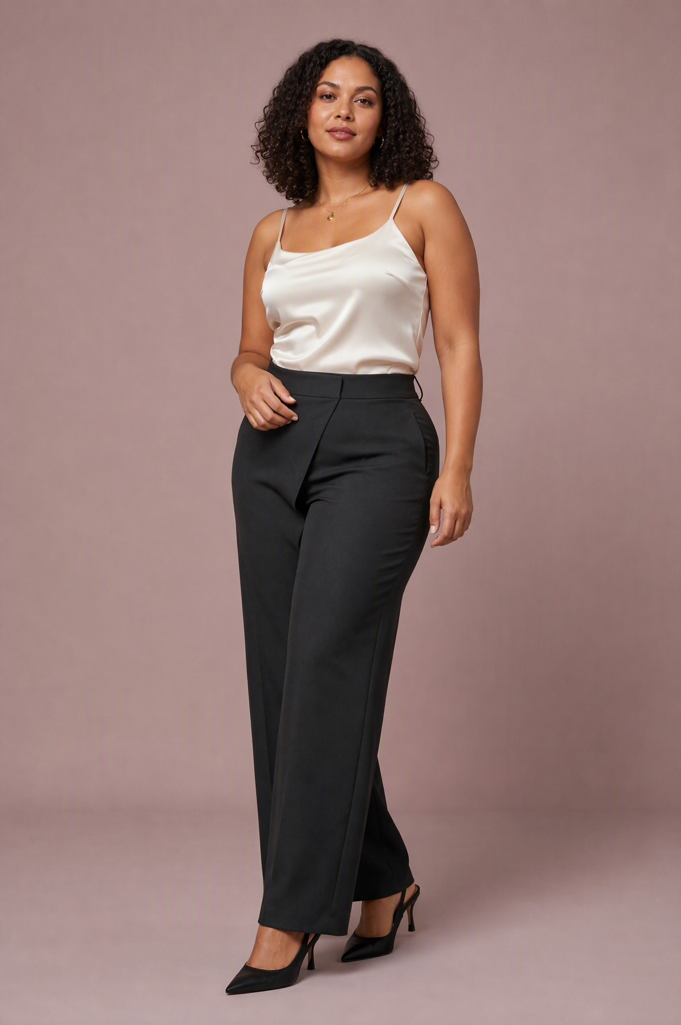 Pantalon taille haute asymétrique | Porté sur une autre silhouette | Lounelle Paris