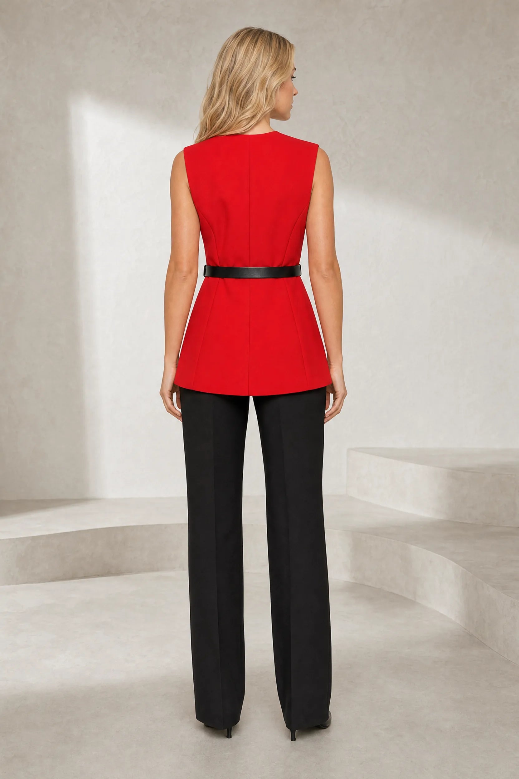 Gilet sans manches col rond ceinturé | Lounelle Paris
