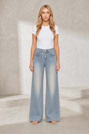 Jean bleu clair ample taille mi-haute | Lounelle Paris