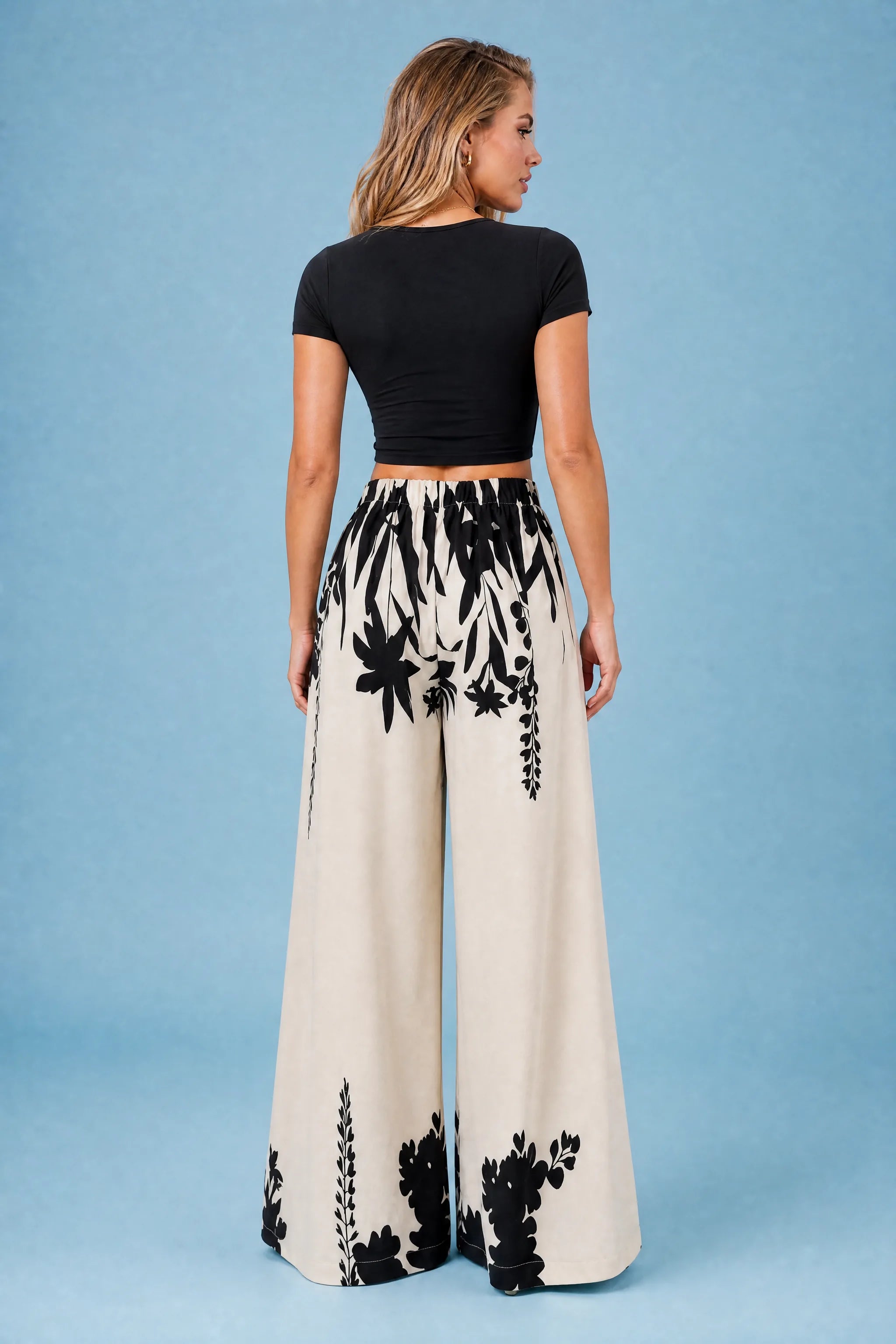 Pantalon large à imprimé floral | Vue de dos | Lounelle Paris