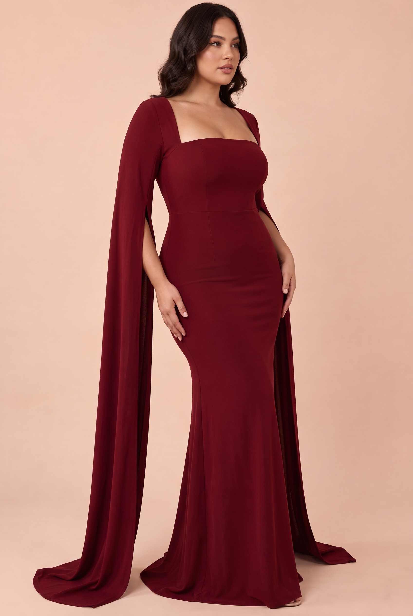 Robe longue rouge moulante à encolure carrée | Porté sur une autre silhouette | Lounelle Paris