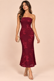 Robe midi bordeaux en dentelle à encolure bandeau avec détail col | Vue de face | Lounelle Paris
