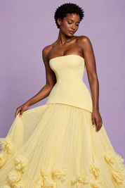Robe longue bustier plissée jaune | Vue rapprochée | Lounelle Paris