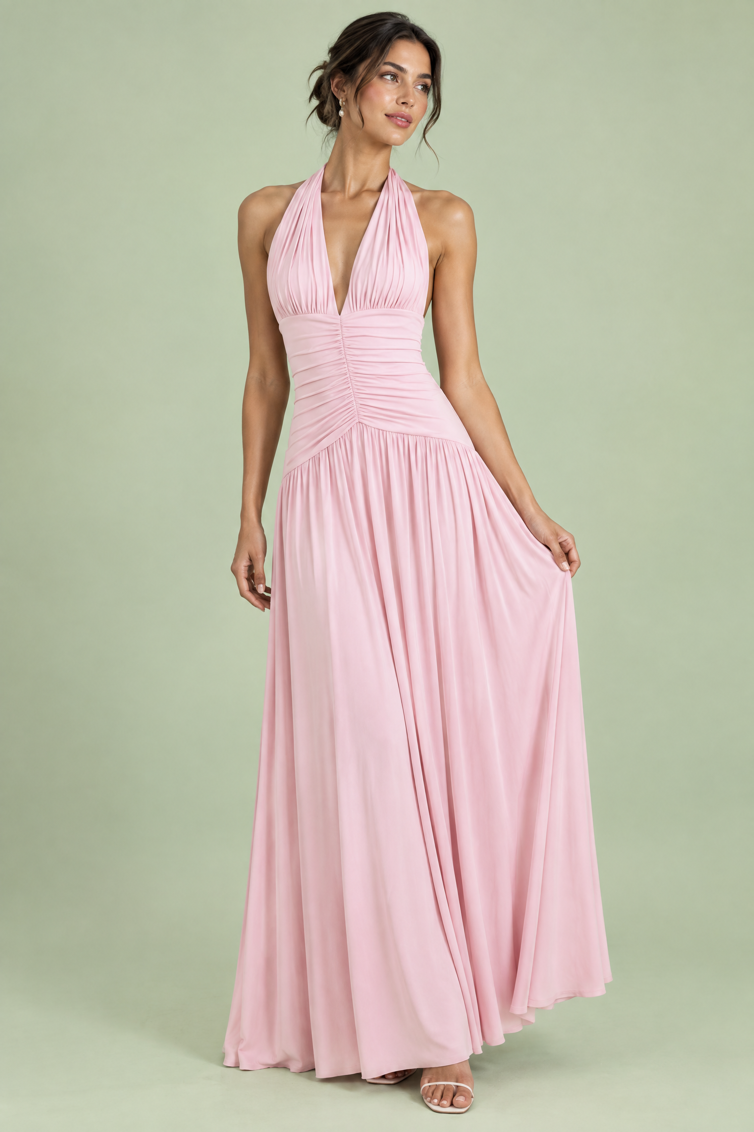 Robe longue rose poudré à décolleté plongeant et fronces | Vue de face | Lounelle Paris