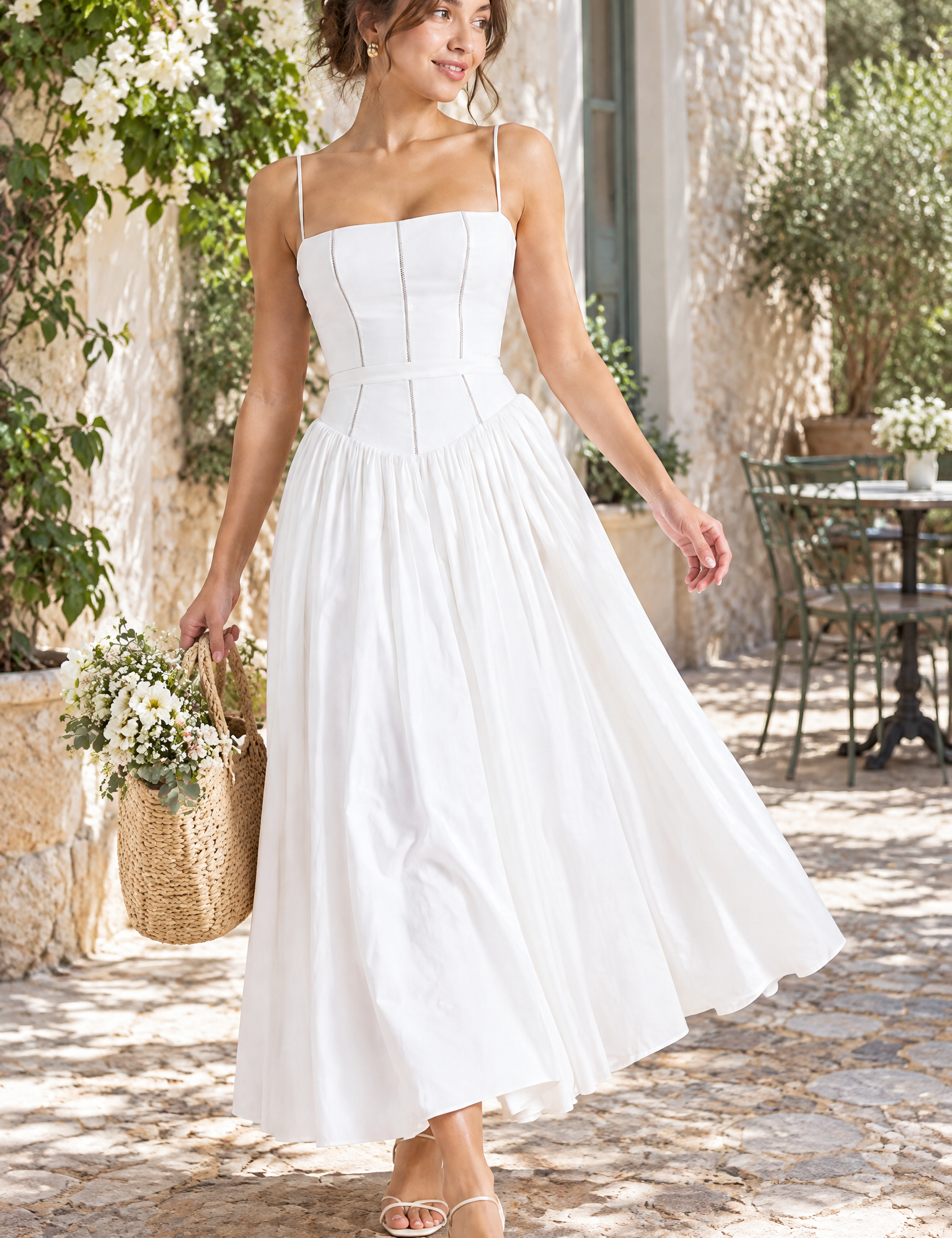 Robe longue blanche à corset | Photo lifestyle | Lounelle Paris