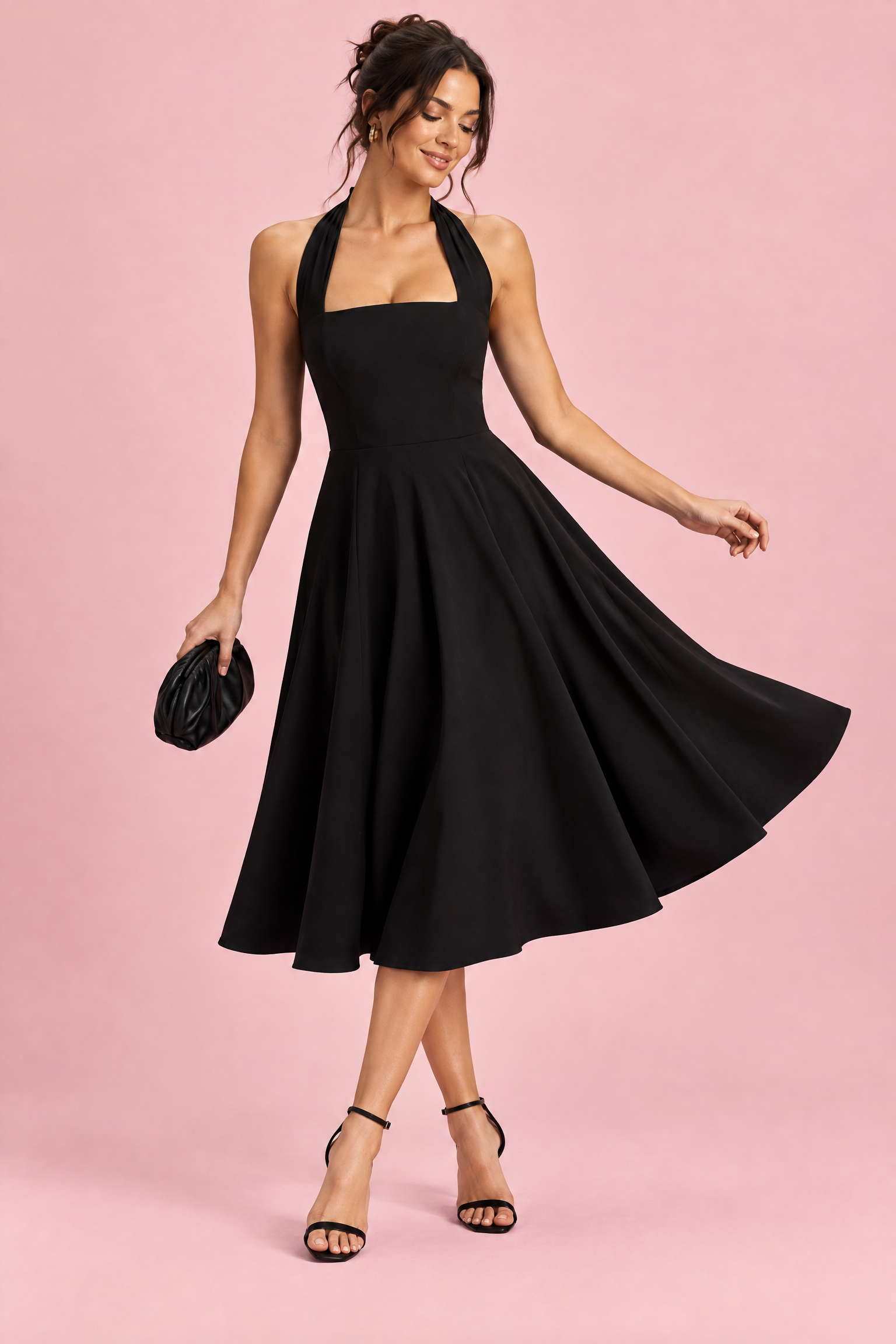 Robe midi patineuse noire à col américain | Vue en mouvement | Lounelle Paris