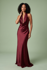 Robe longue sirène bordeaux dos nu à col bénitier | Vue de face | Lounelle Paris