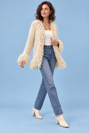 Gilet crème à franges | Vue en mouvement | Lounelle Paris