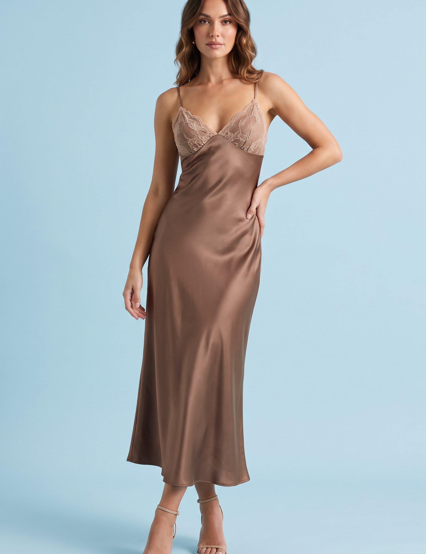 Robe nuisette longue marron à dentelle | Vue de face | Lounelle Paris