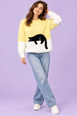 Oversized gul genser med kattemotiv