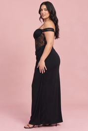 Robe longue noire en dentelle froncée | Porté sur une autre silhouette | Lounelle Paris