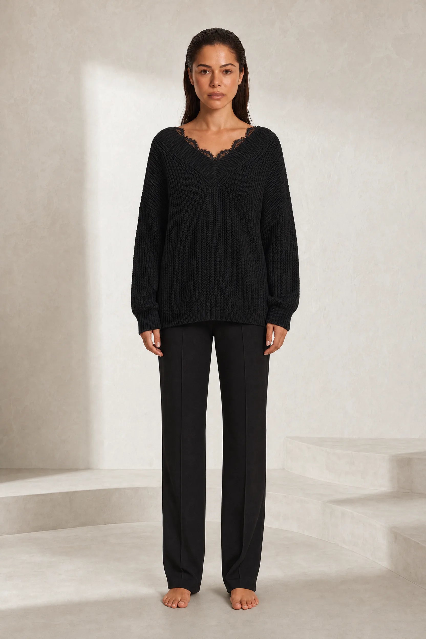 Pull col V à dentelle | Lounelle Paris