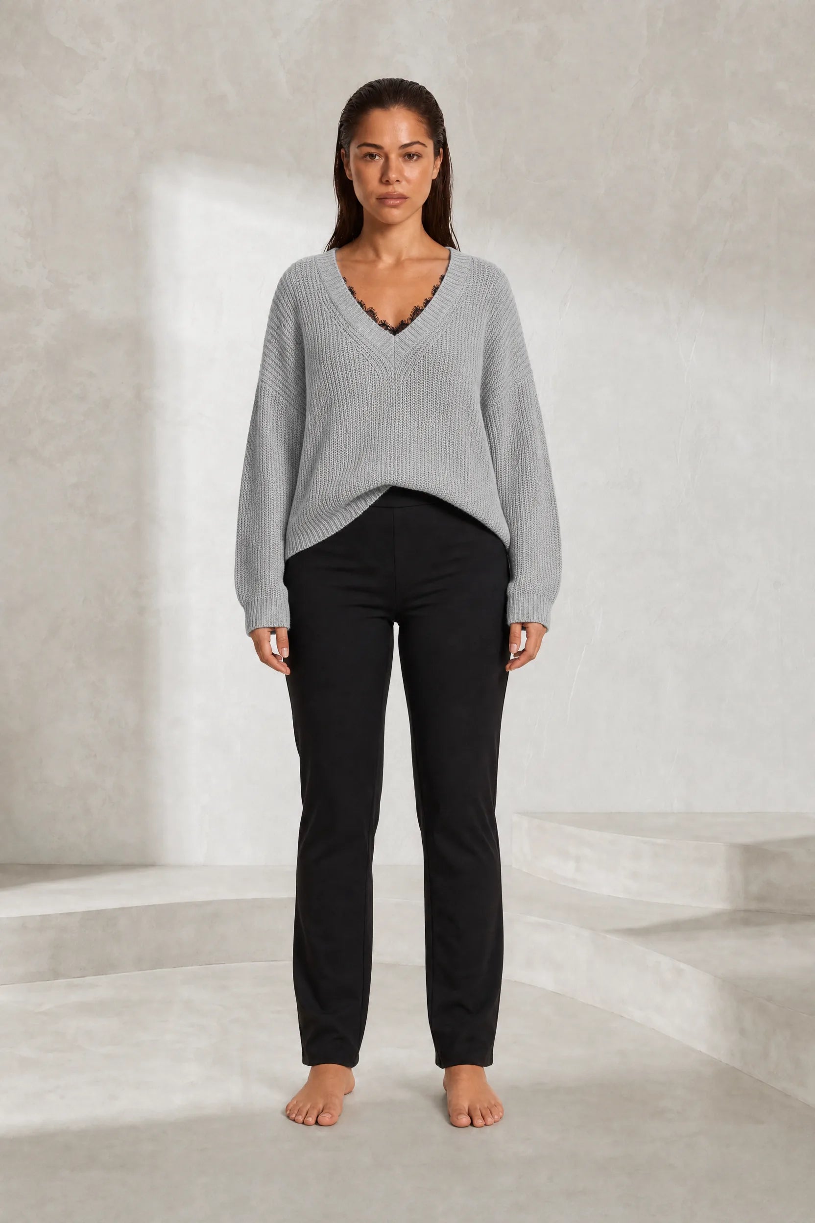 Pull col V à dentelle | Lounelle Paris
