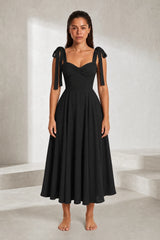 Robe à bretelles nouées dos nu