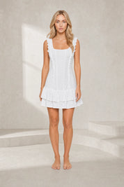 Robe blanche brodée à volants | Lounelle Paris