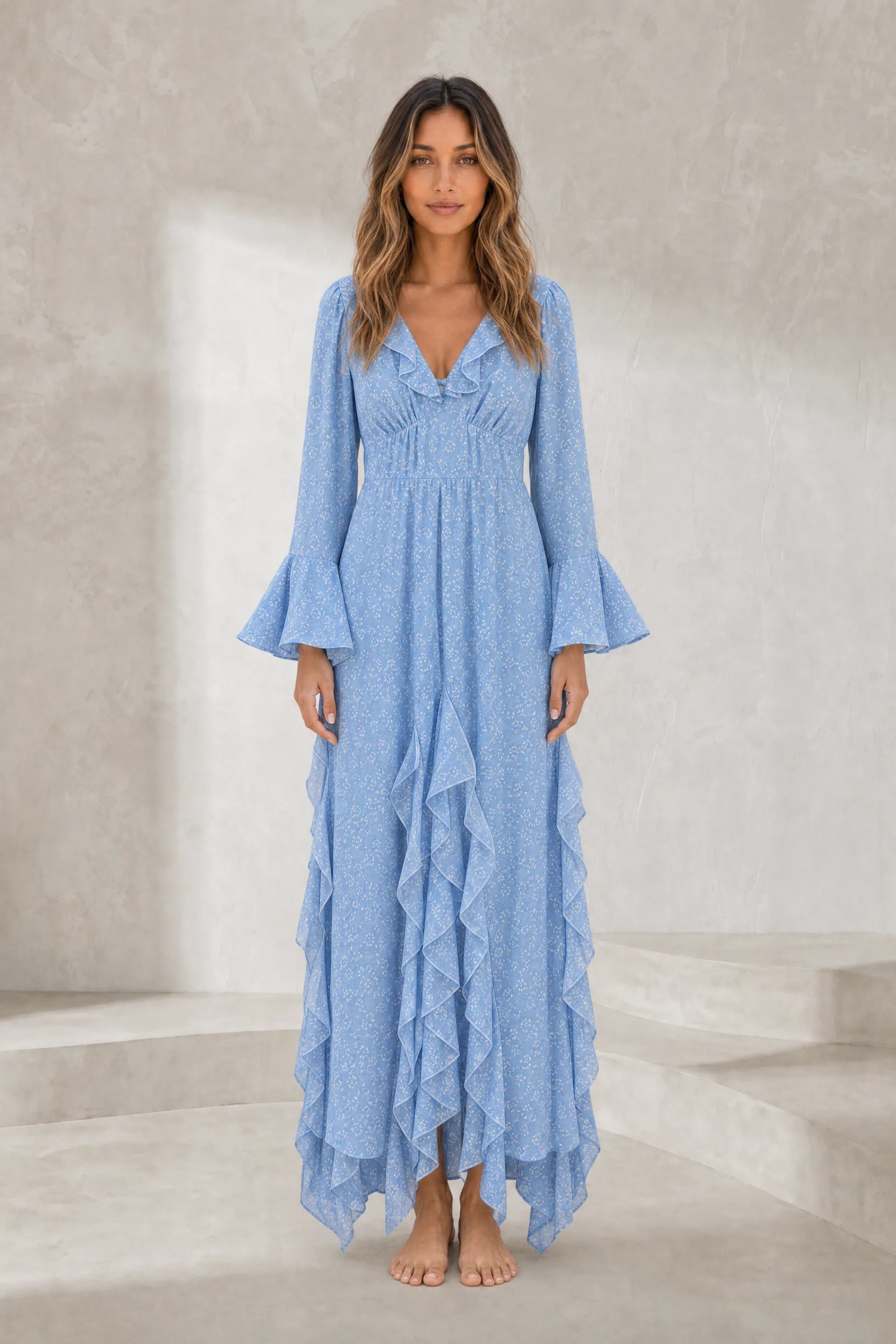 Robe longue bleue à volants | Lounelle Paris