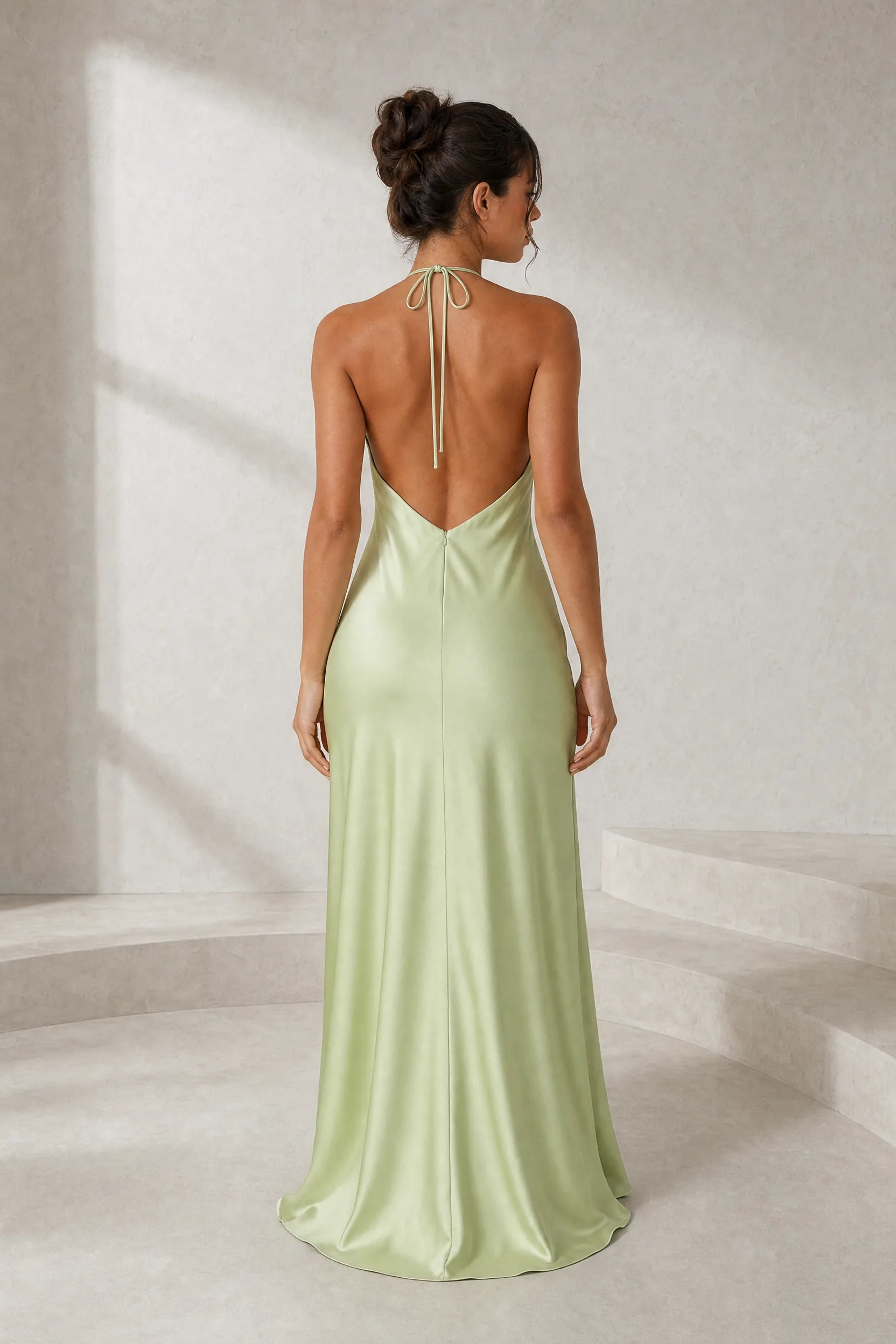 Robe longue vert clair à dos nu | Lounelle Paris