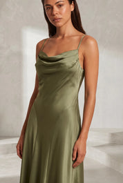 Robe longue vert militaire dos lacé | Lounelle Paris