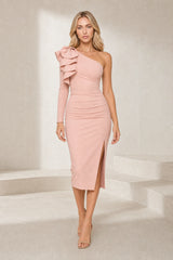 Robe midi asymétrique fendue
