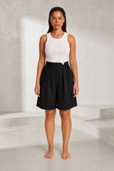 Short ample taille haute